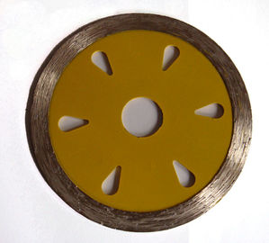 Pressage à chaud Lamelle de scie à diamant pour la découpe humide des carreaux de porcelaine
